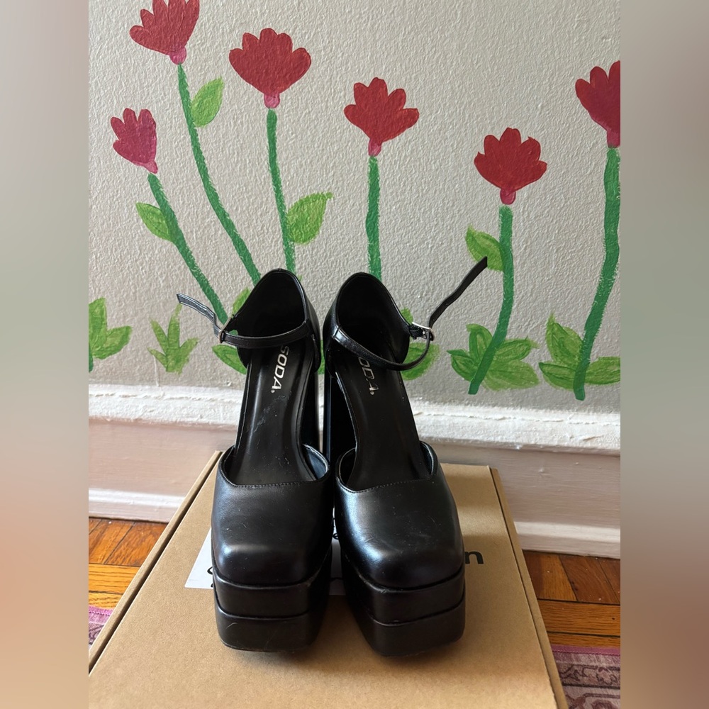 Soda Black Platform Mary Jane Heels